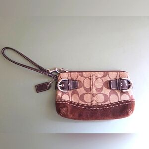 COACH Vintage Wristlet
